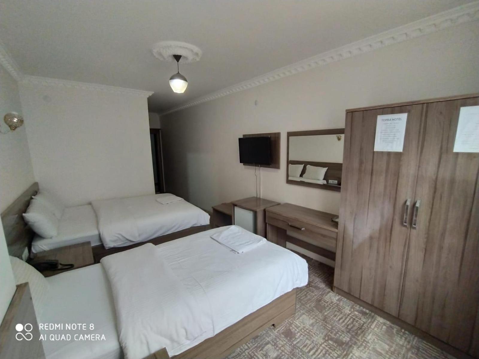 Toprak Hotel 반 외부 사진