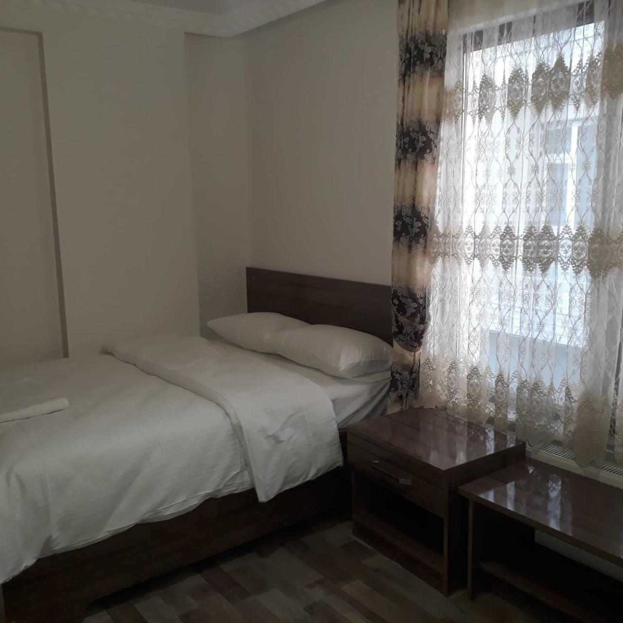 Toprak Hotel 반 외부 사진